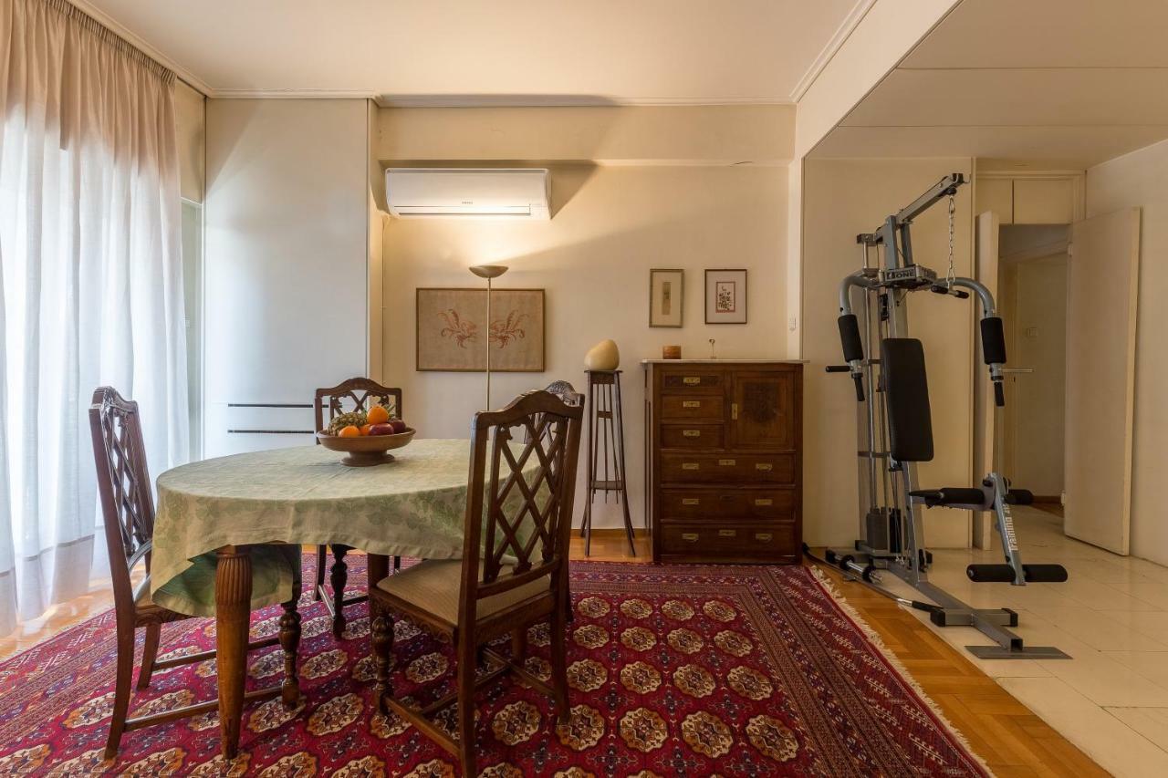 Art Deco Spacious Appartment Close To Centre Атина Екстериор снимка