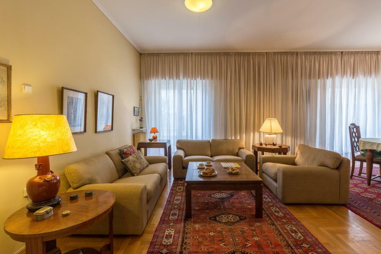 Art Deco Spacious Appartment Close To Centre Атина Екстериор снимка